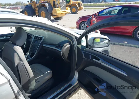 2016 Ford Fusion Hybrid S from USA, damaged, VIN 3FA6P0UU7GR354312